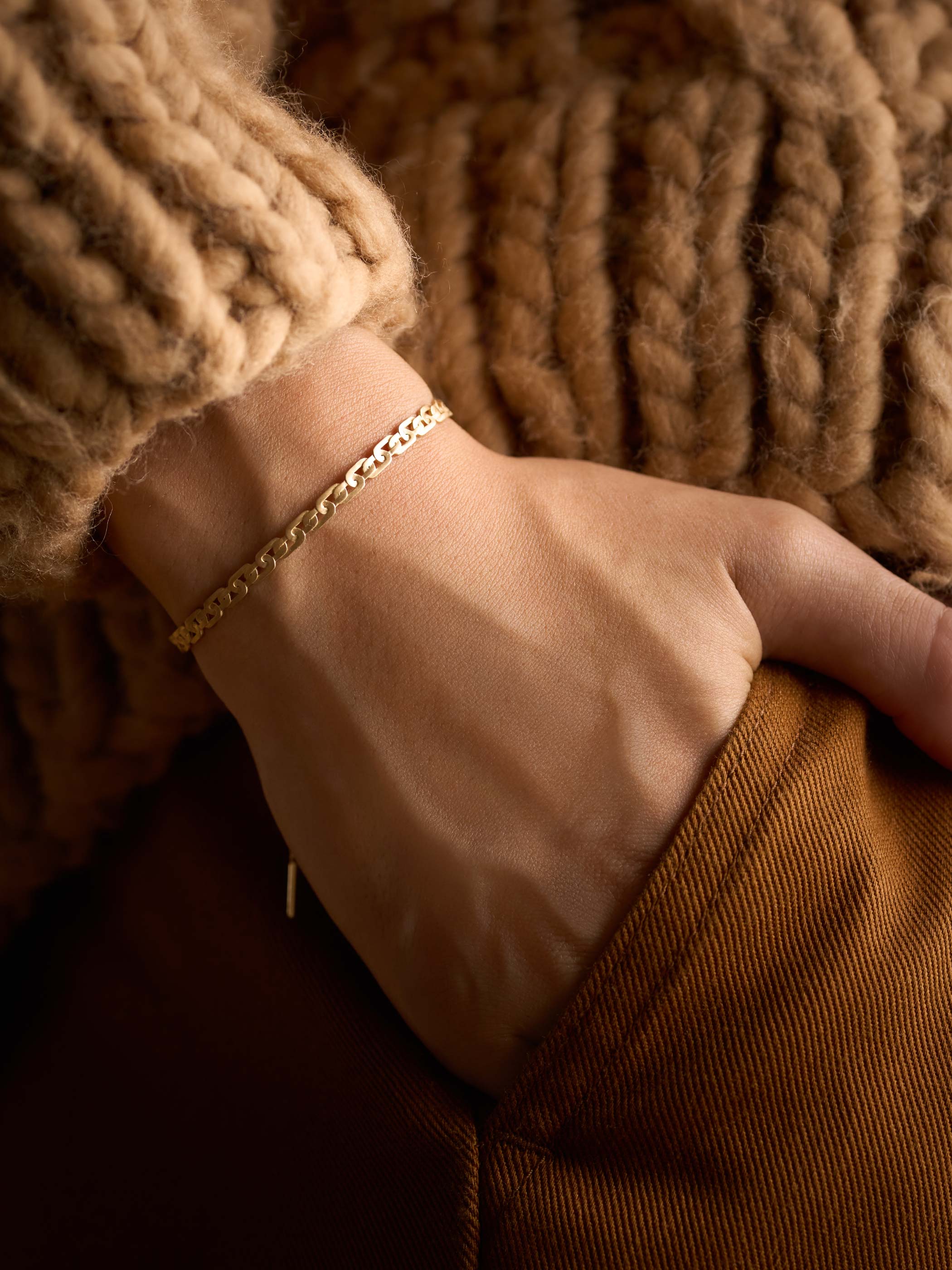 着用イメージです *画像はSサイズを着用