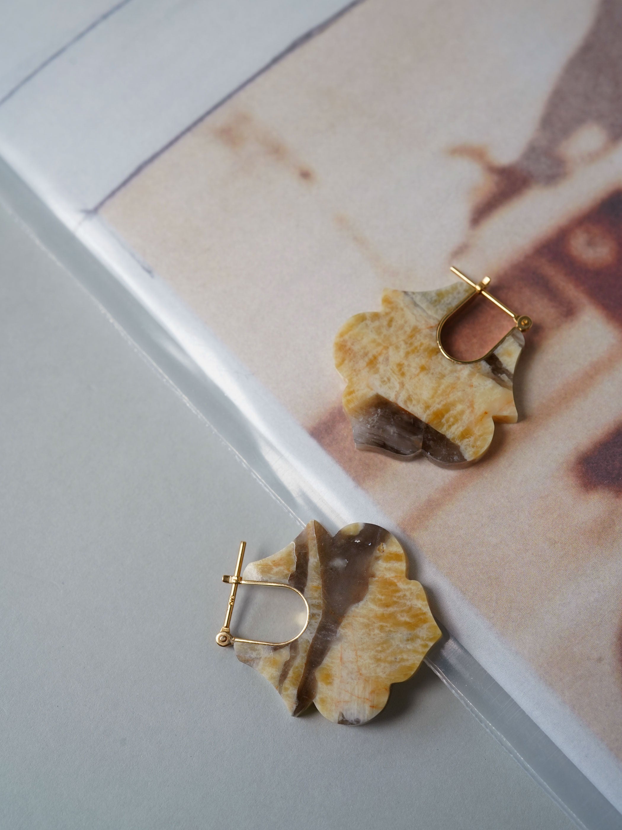CREST / Pierced Earrings / Lotus / Zebradorite
