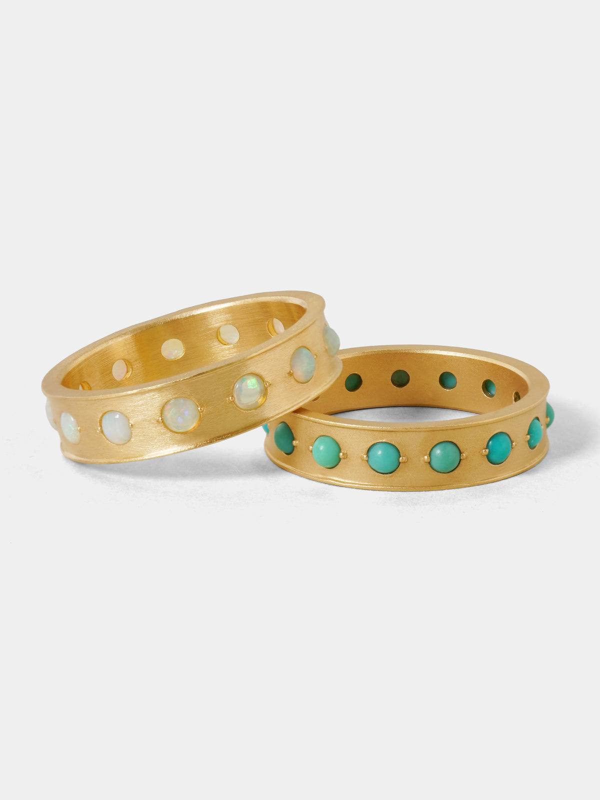 左:DOT LINE / Ring / Opal 右:DOT LINE / Ring / Turquoise