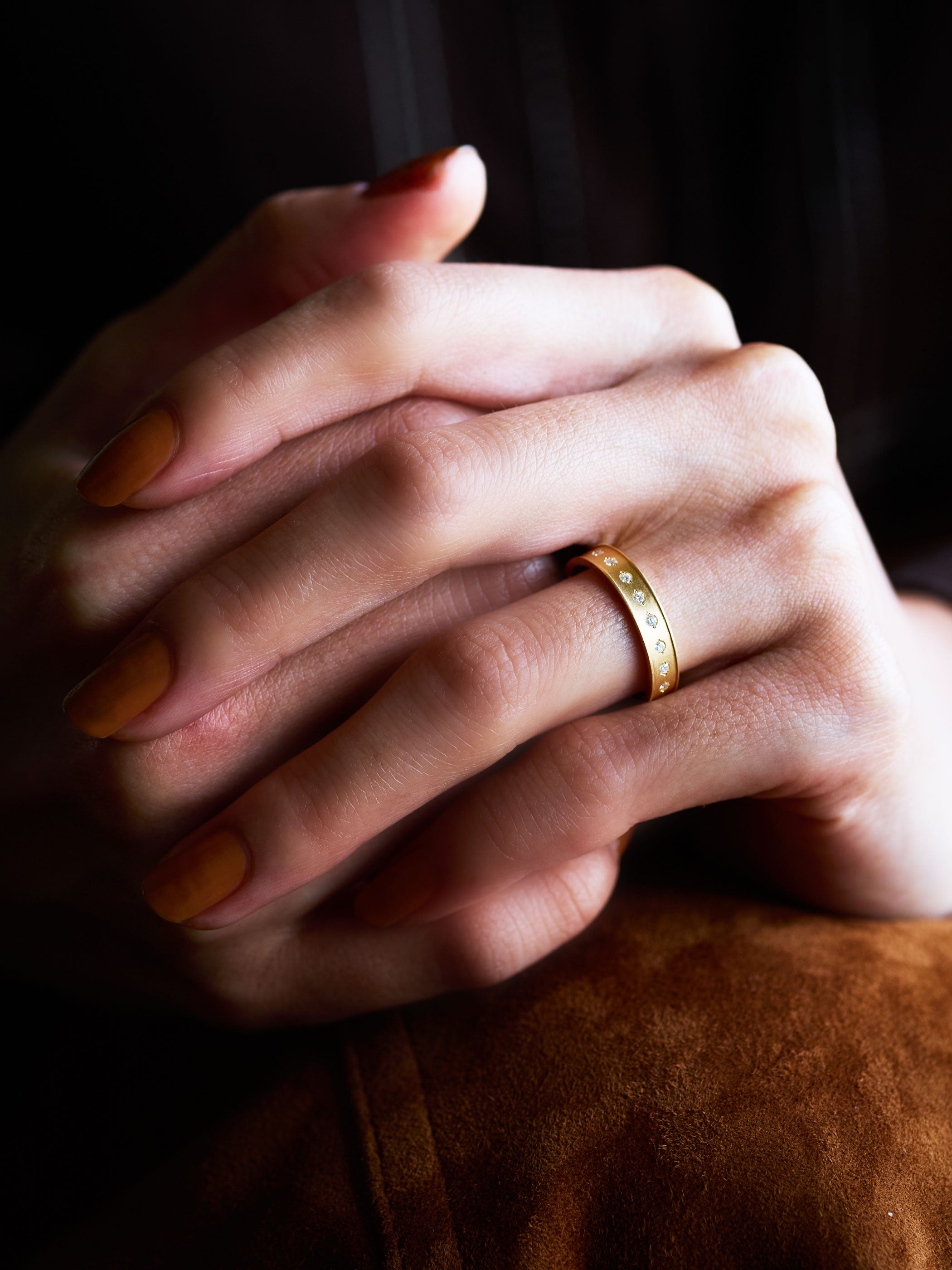 ファッションリングとしてもお愉しみいただけます *K18YGを着用