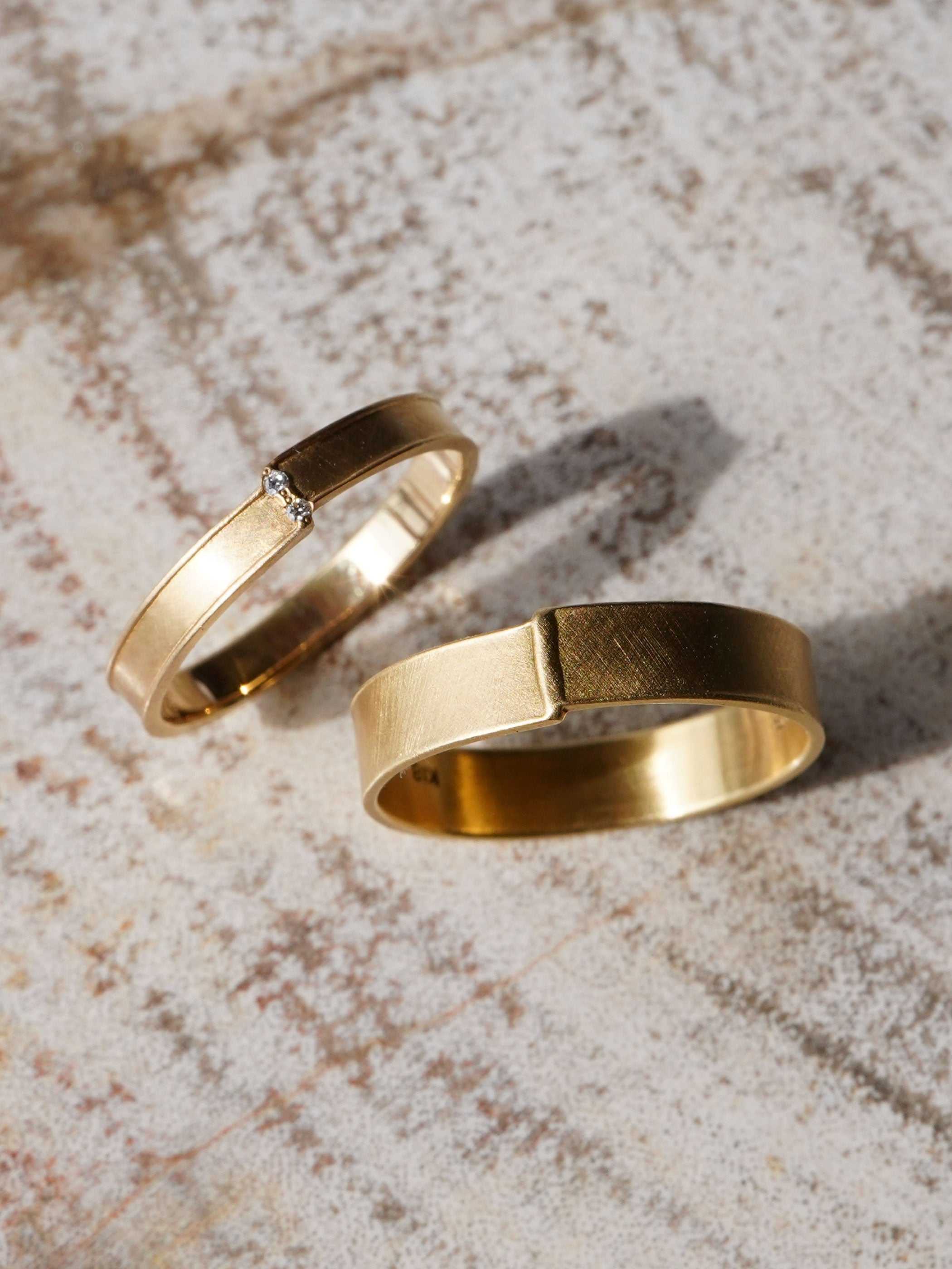 オプションでダイヤモンドをつけることができます ※幅ごとにつけることができる最大ピース数がございます