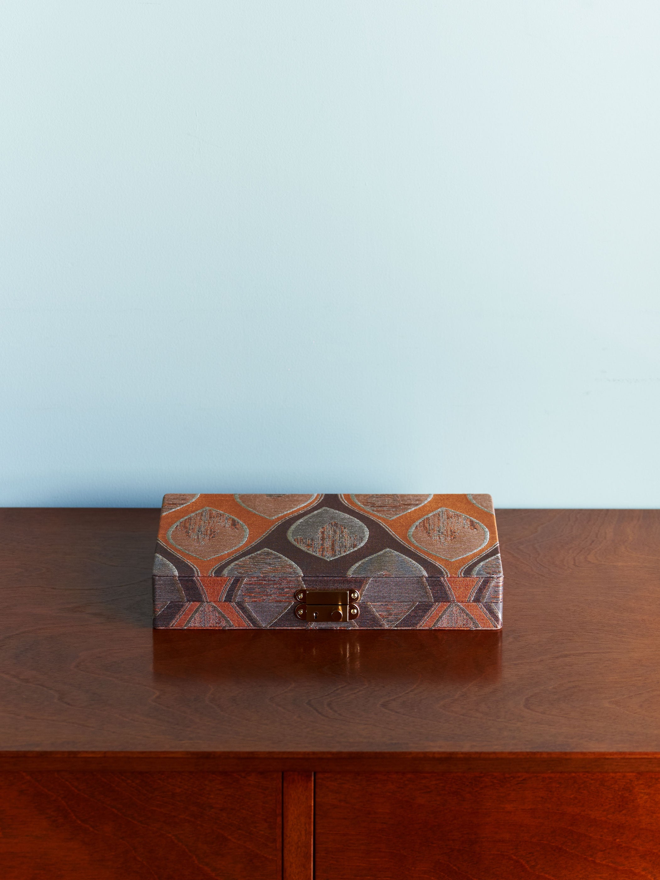 Cacao Orange / 光の当たる角度やご利用のモニター画面により実際の商品と多少見え方が異なる場合がございます