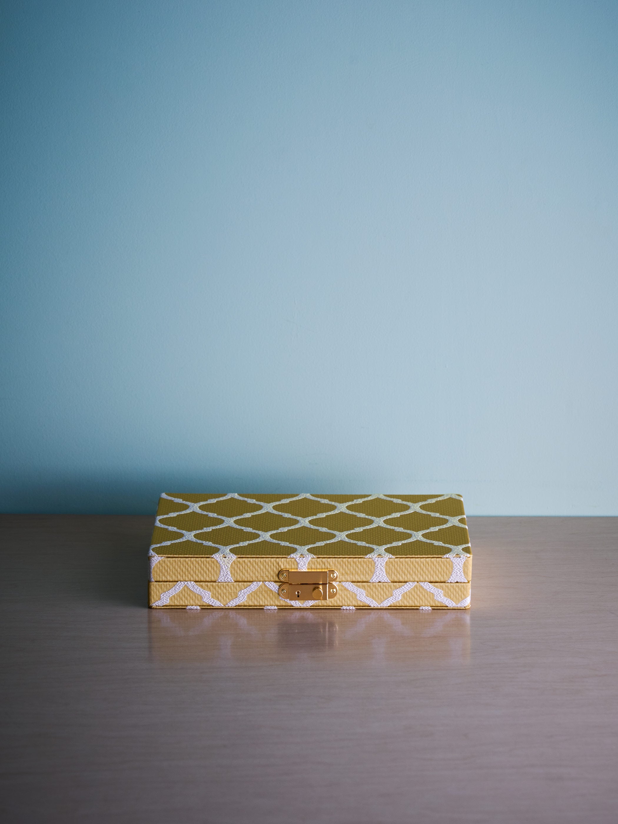 Moroccan Yellow / 光の当たる角度やご利用のモニター画面により実際の商品と多少見え方が異なる場合がございます