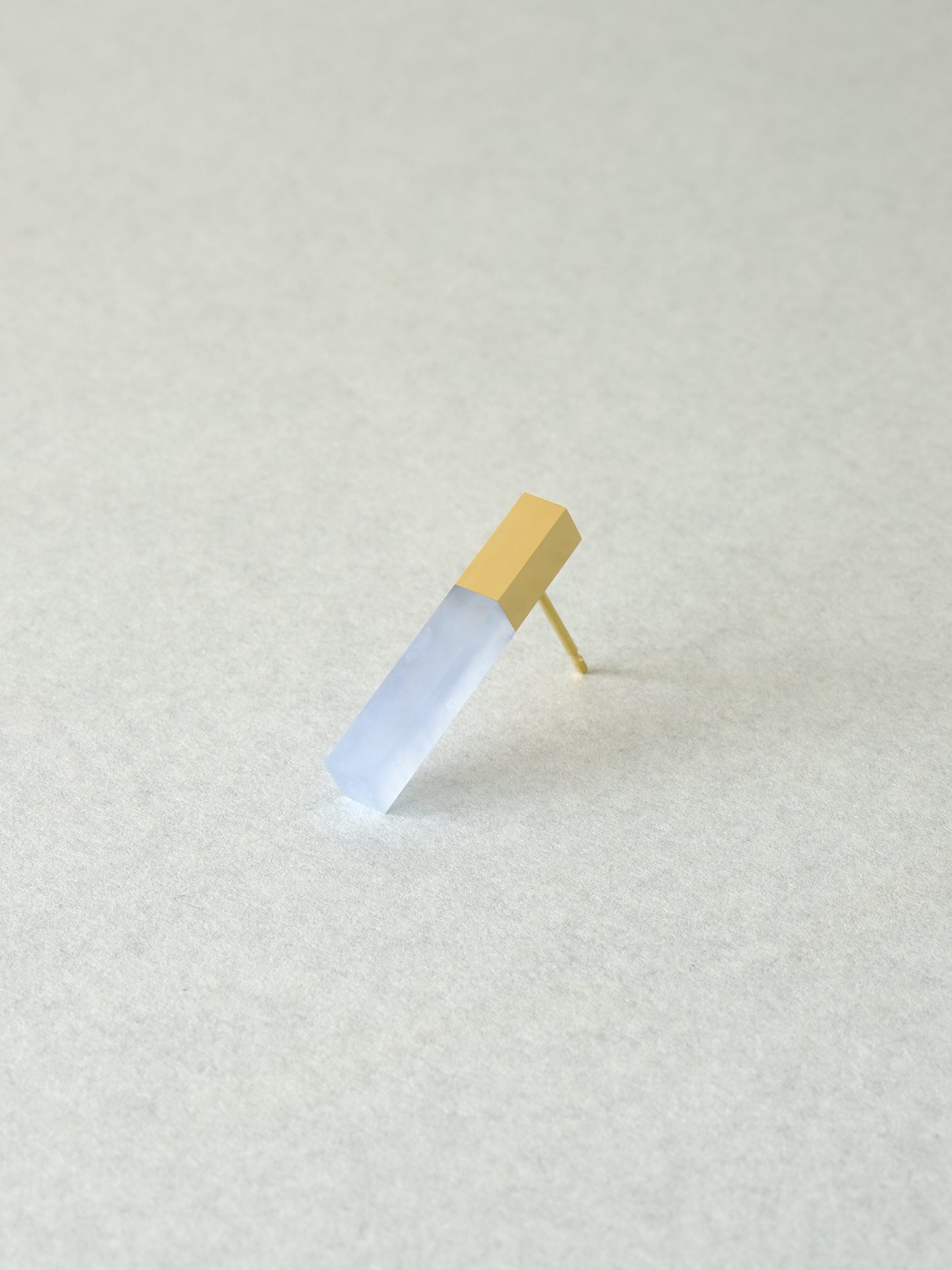 STICK / Pierced Earring / Stud M / Blue Chalcedony(シングル)