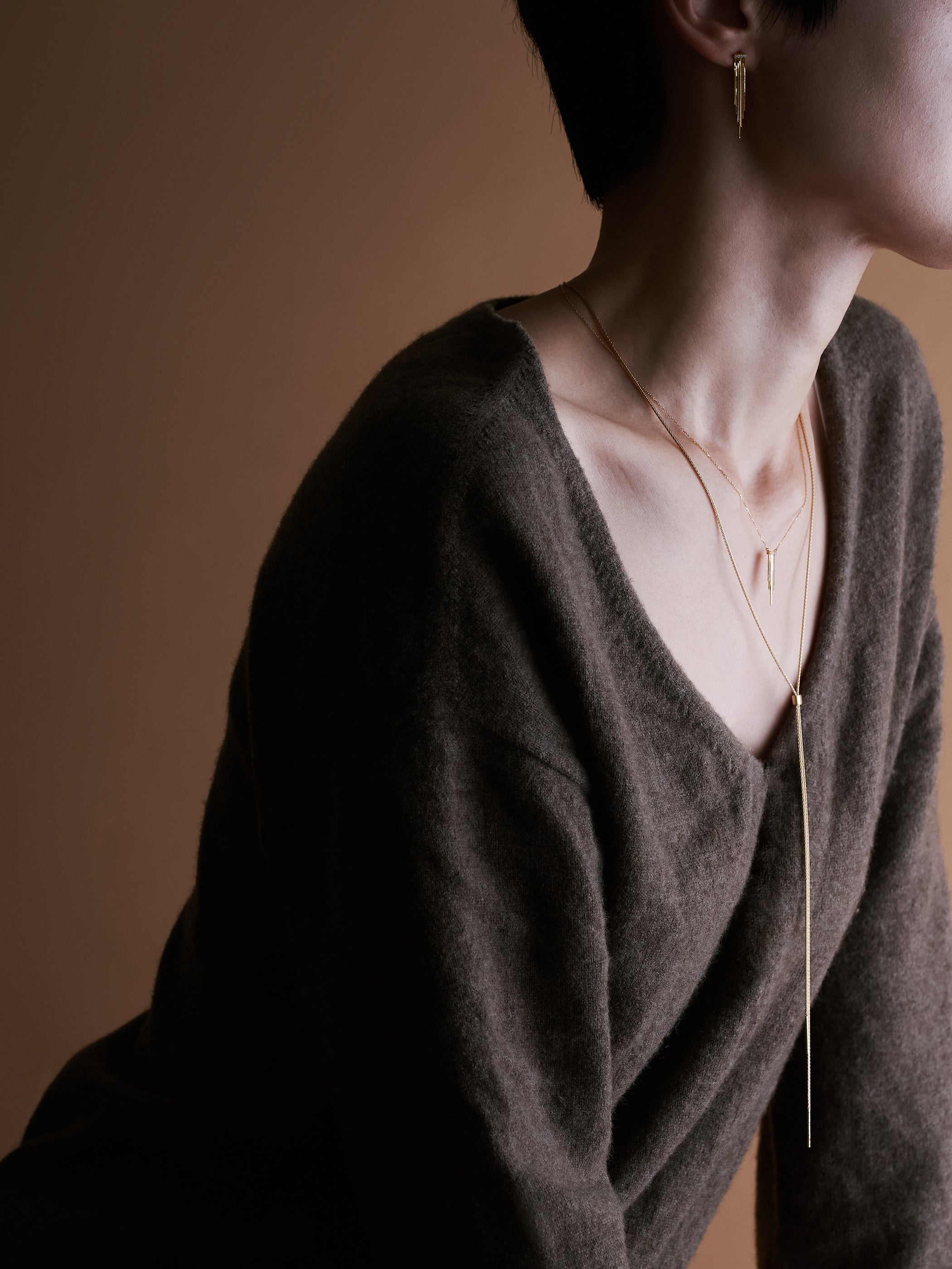 パーツを前に持ってきてラリエットに。