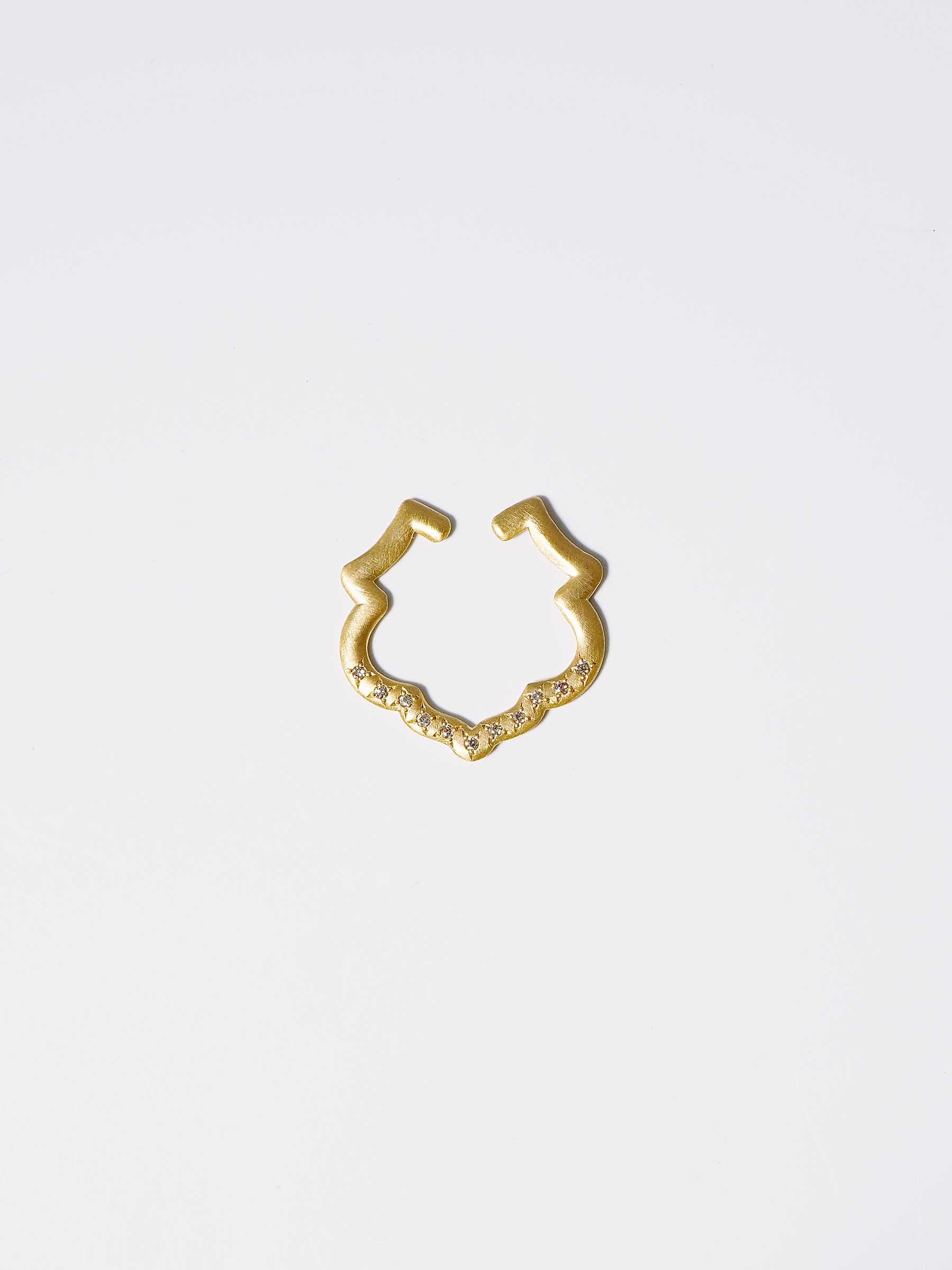 CREST / Ear Cuff / Diamonds / Lotus