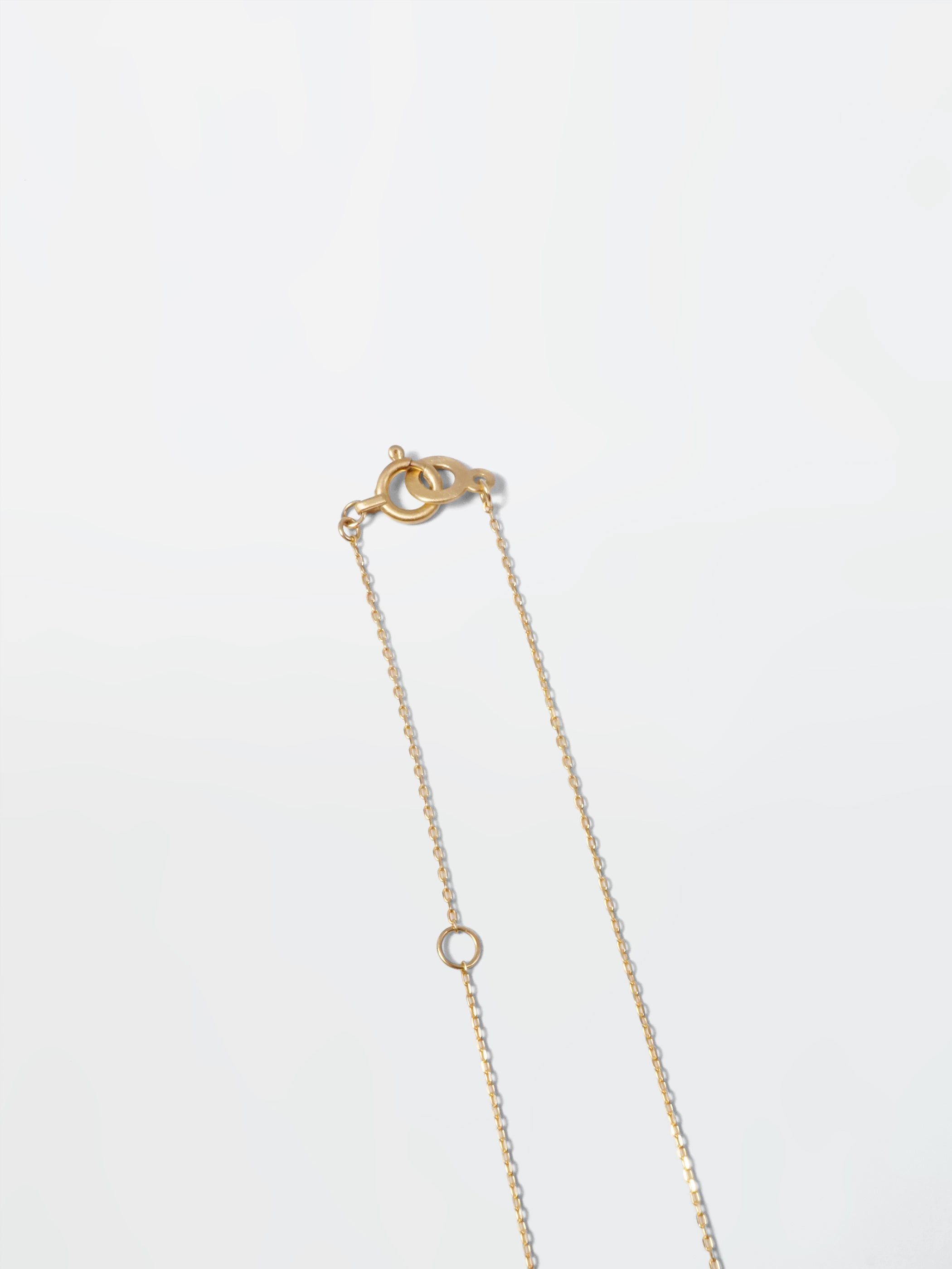 引き輪下3cmにアジャスターカンがつきます。