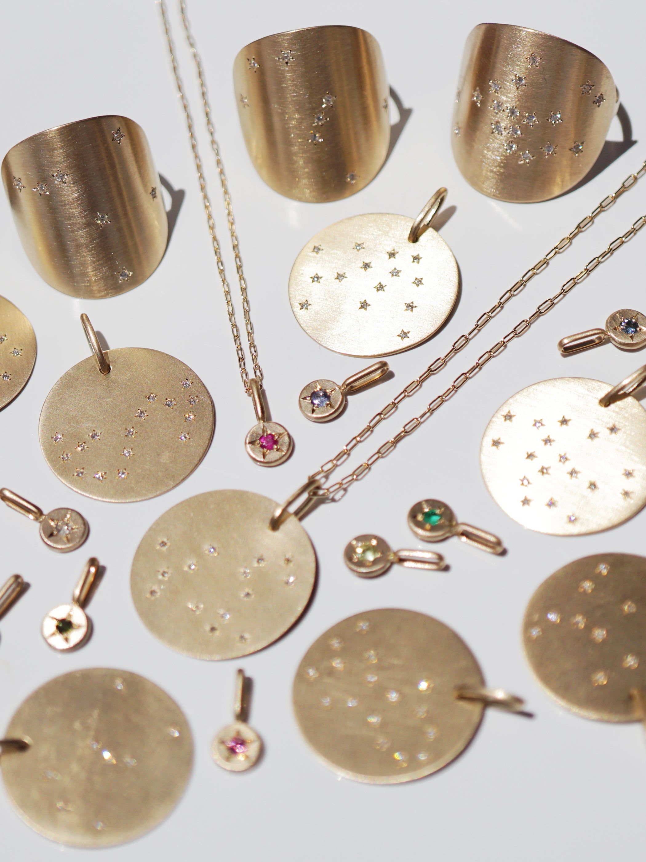 ASTERISM / Medallion / Pendant Top / Aries