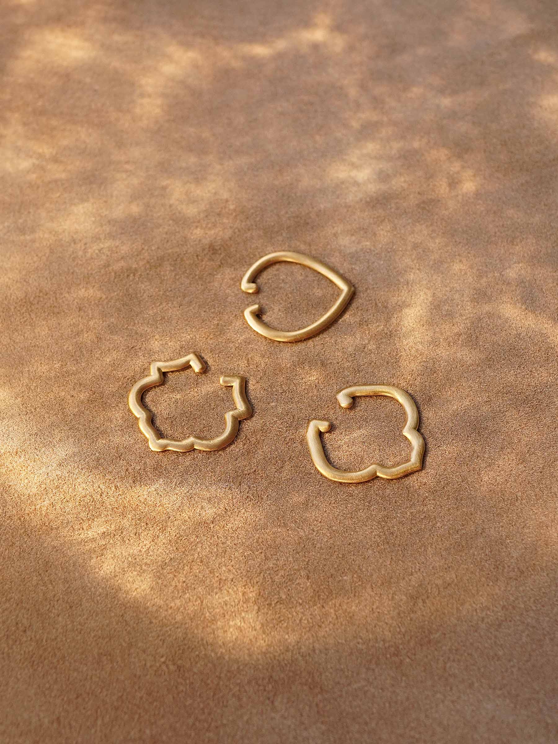 CREST Ear Cuff:ダイヤなし