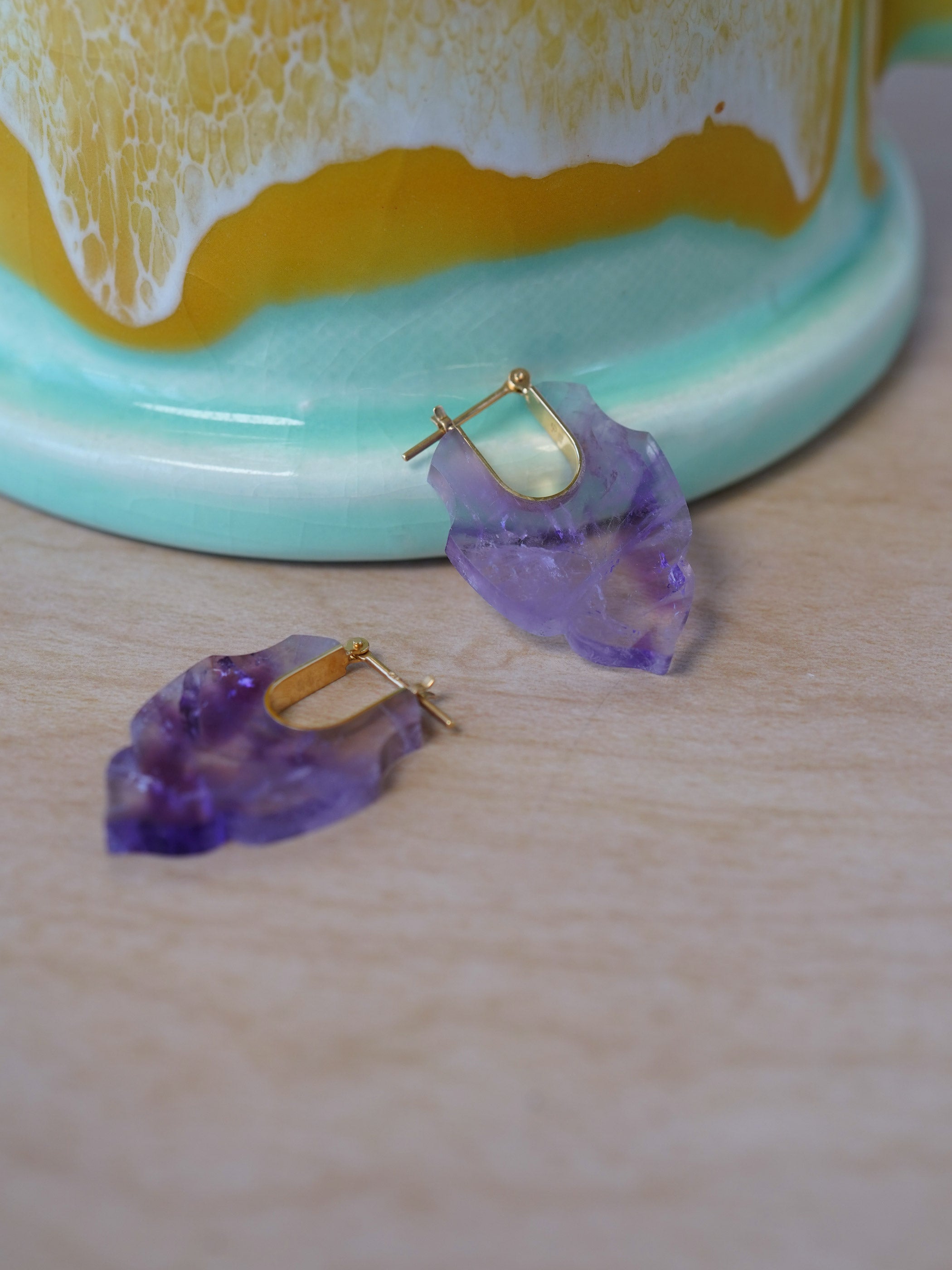 CREST / Pierced Earrings / Spear / Trapiche in Bicolor Amethyst