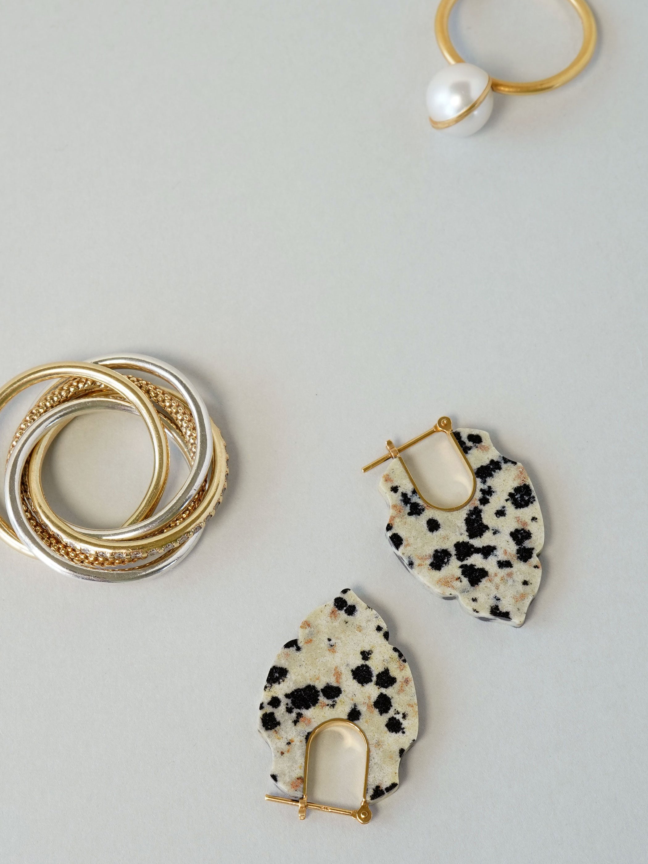 CREST / Pierced Earrings / Spear / Dalmatian Jasper