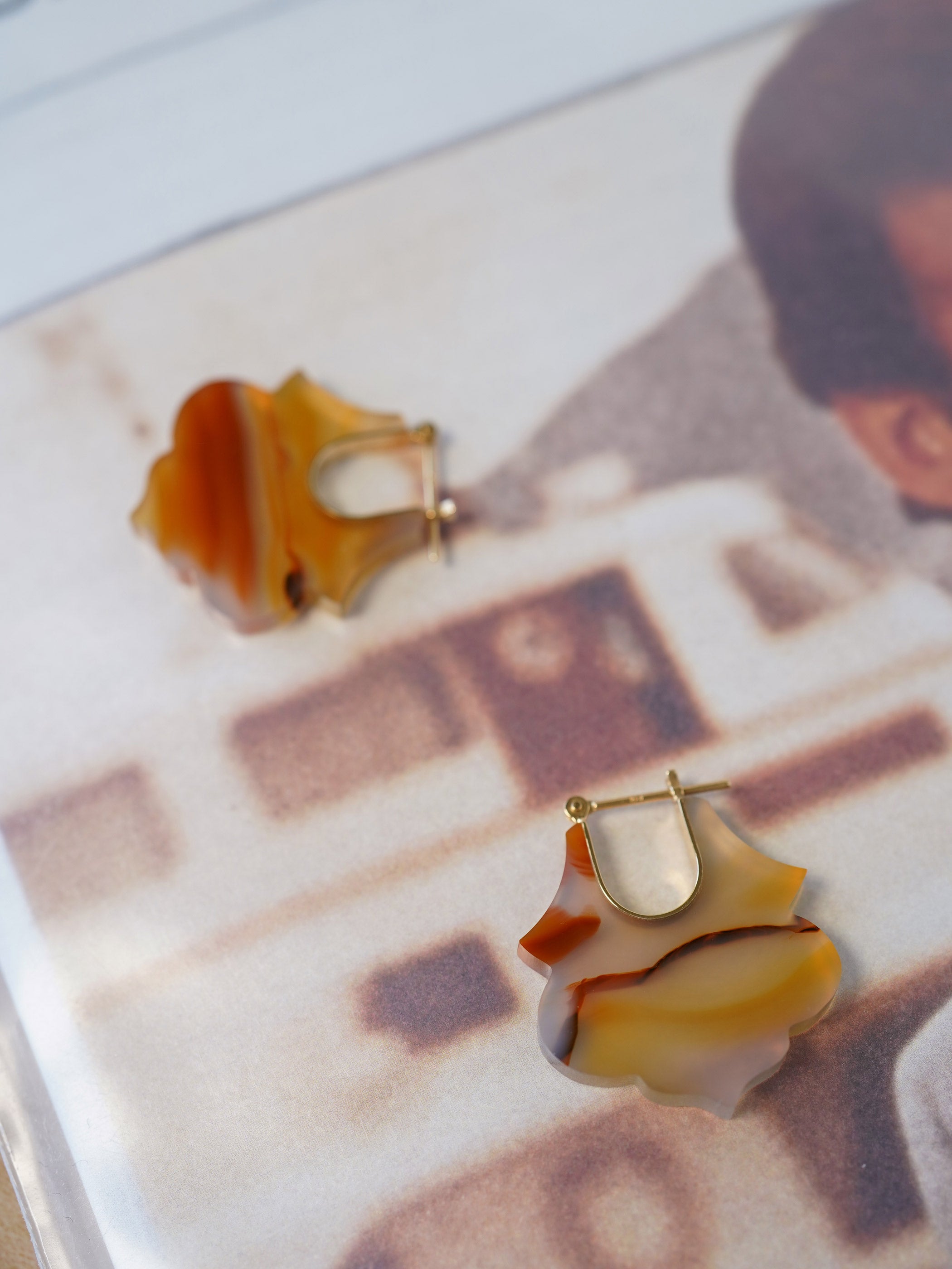 CREST / Pierced Earrings / Lotus / Landscape Agate Sepia