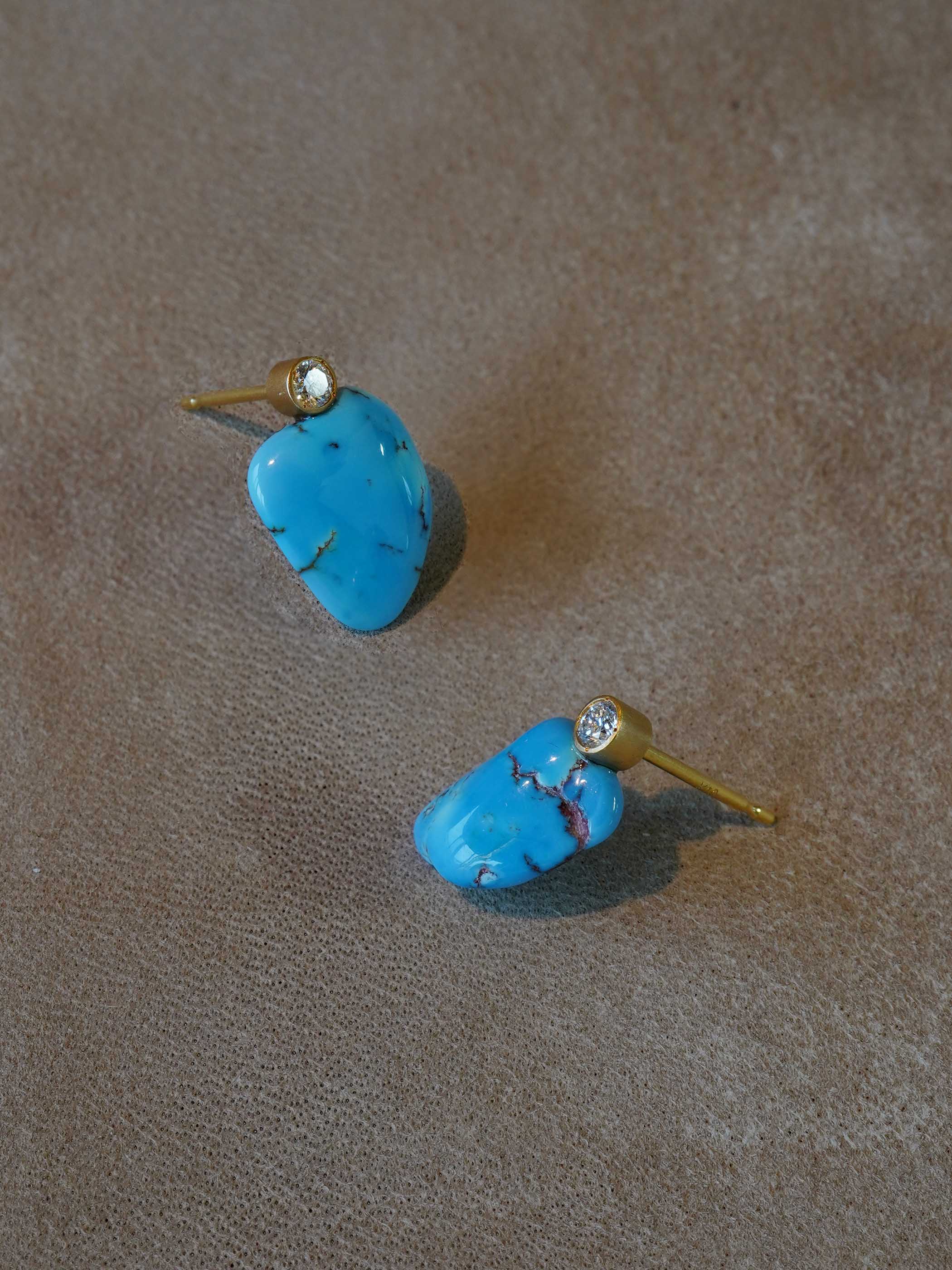 WISH / Pierced Earrings / Kazakhstan Turquoise (lavender Turquoise)