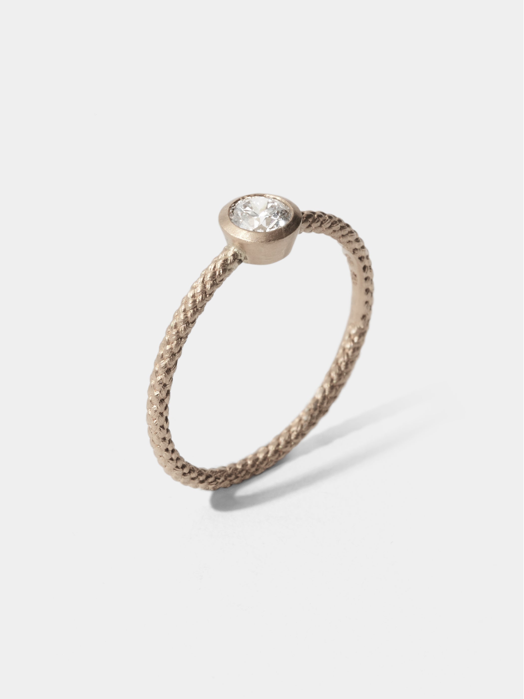 TYING / Solitaire / Brilliant Cut 02 (K18CG)