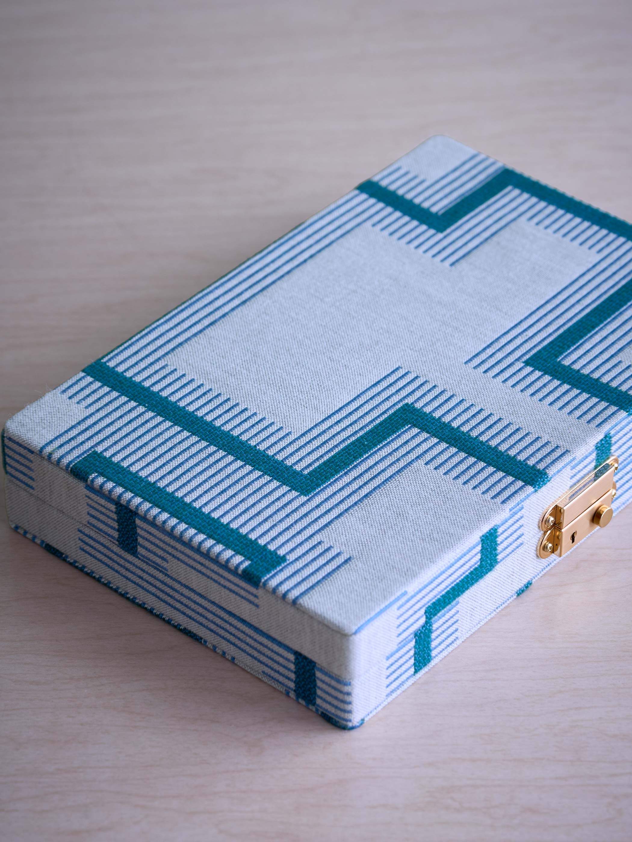 JEWELRY BOX