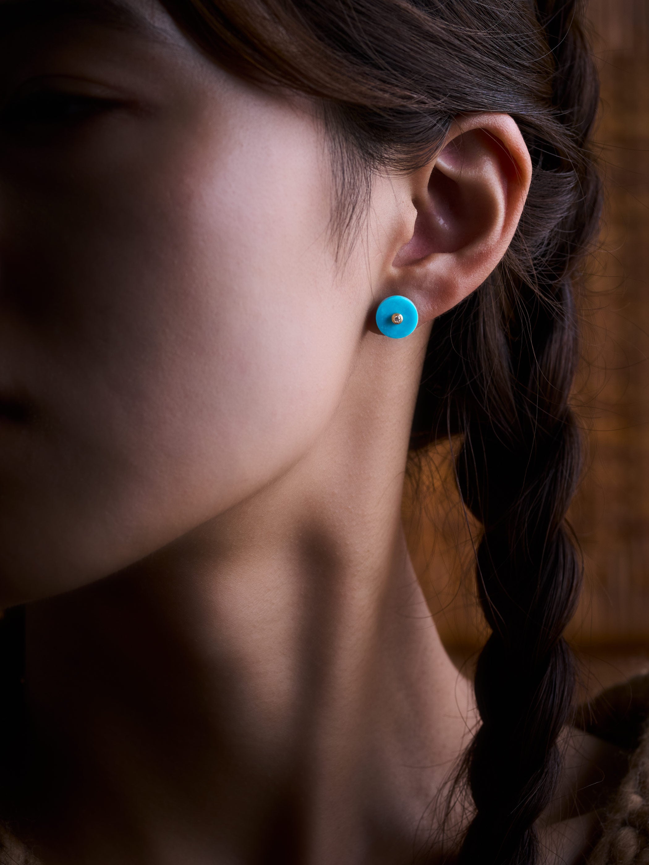 天然石とダイヤモンド、両方を堪能いただける贅沢なピアスです