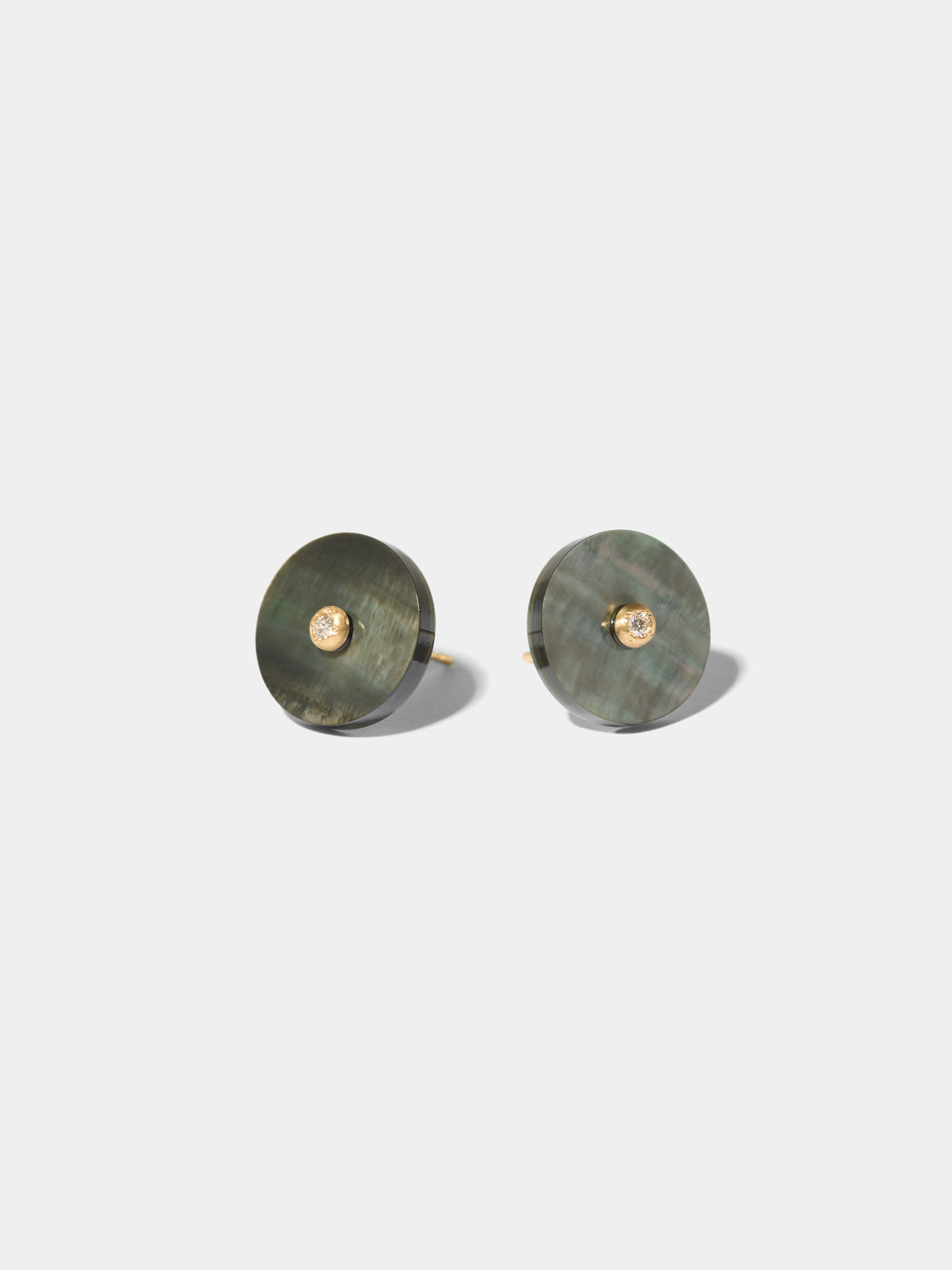 PINS / Pierced Earrings / Mother of Pearl Black