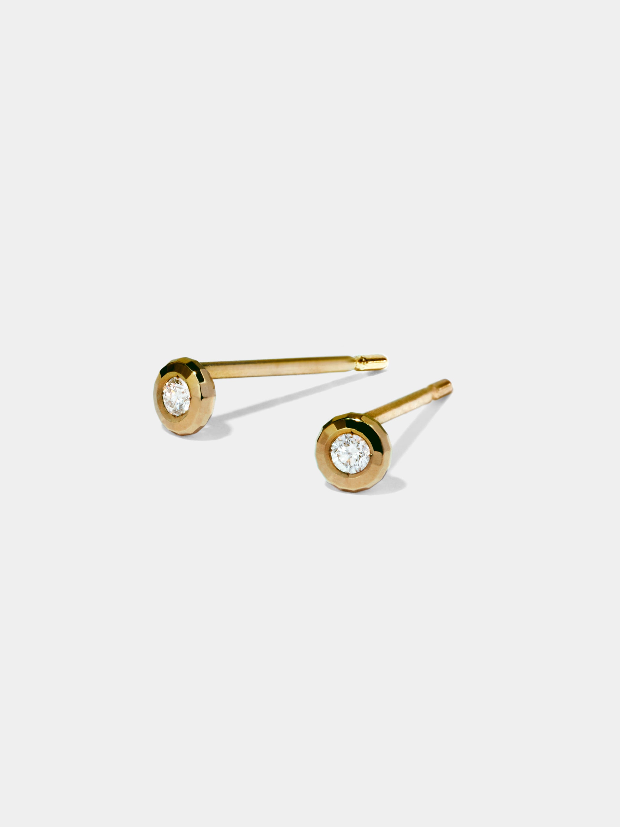 PUFF / Mirror / Pierced Earrings / Solitaire / S