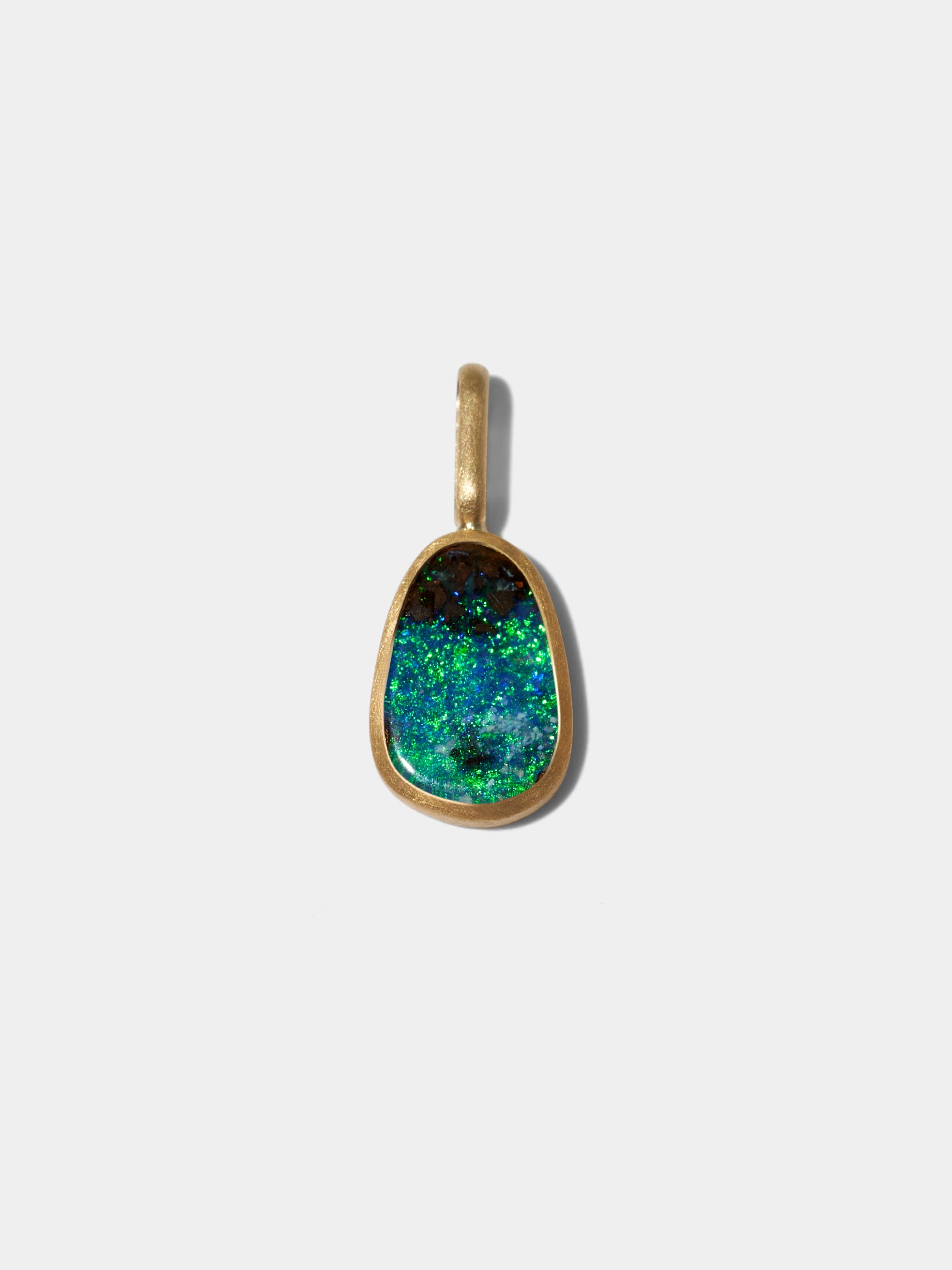 EDITIONS / Charm / Boulder Opal