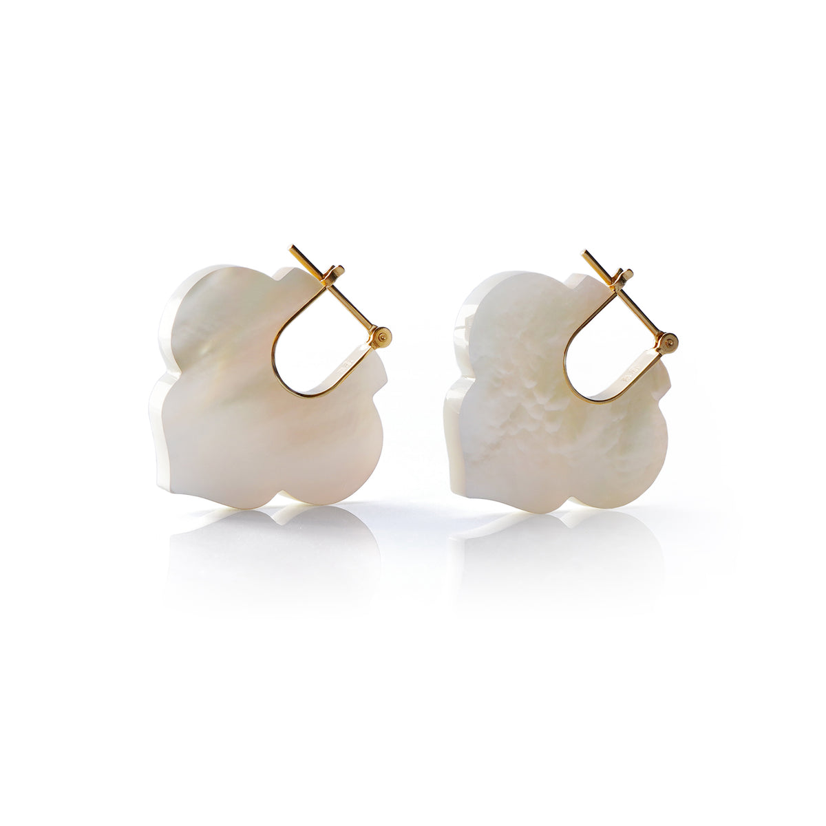 CREST / Pierced Earrings / Moroccan / White Mother of Pearl