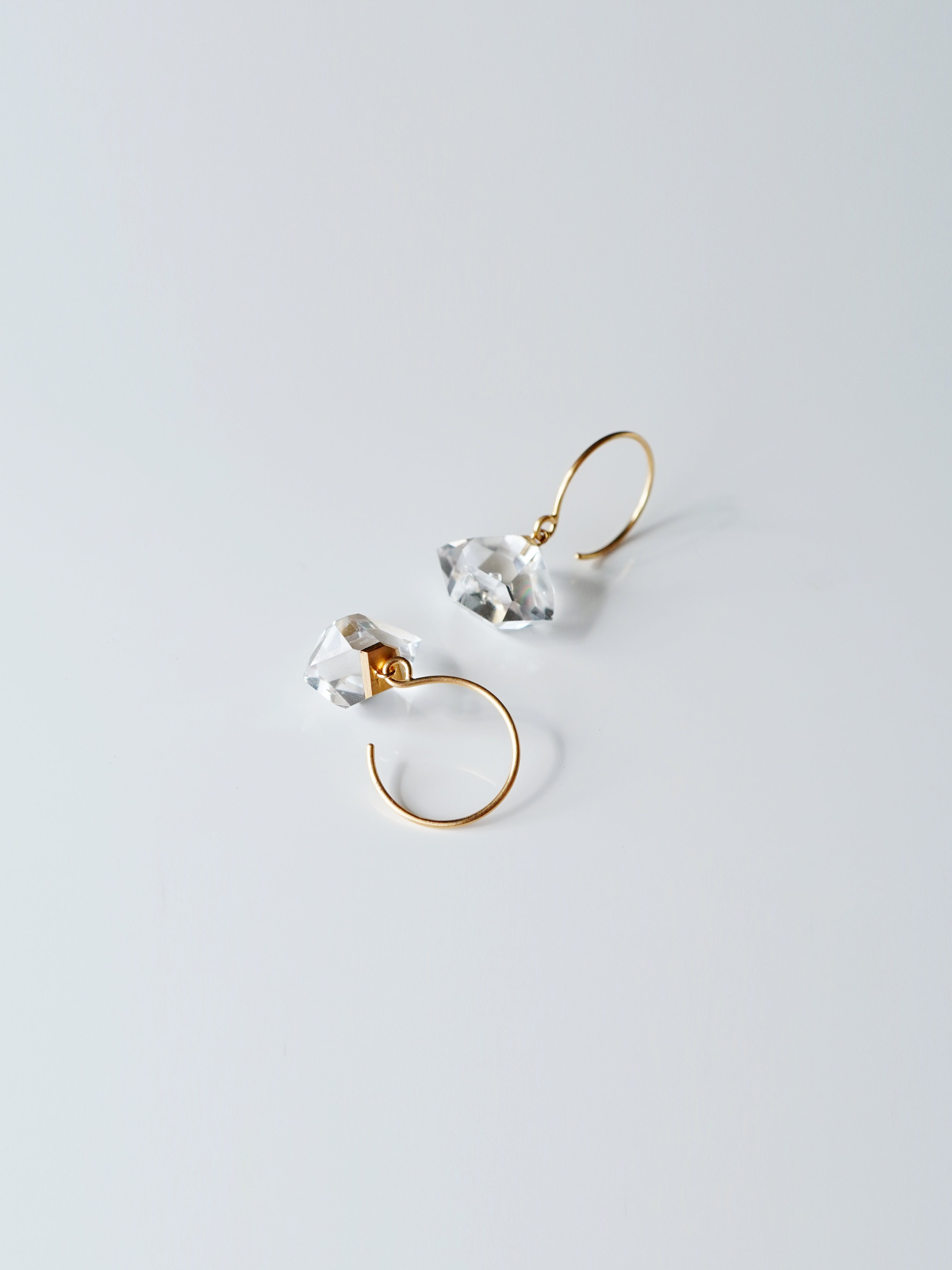 HERKIMER DIAMOND QUARTZ_Pierced Earrings_Hook